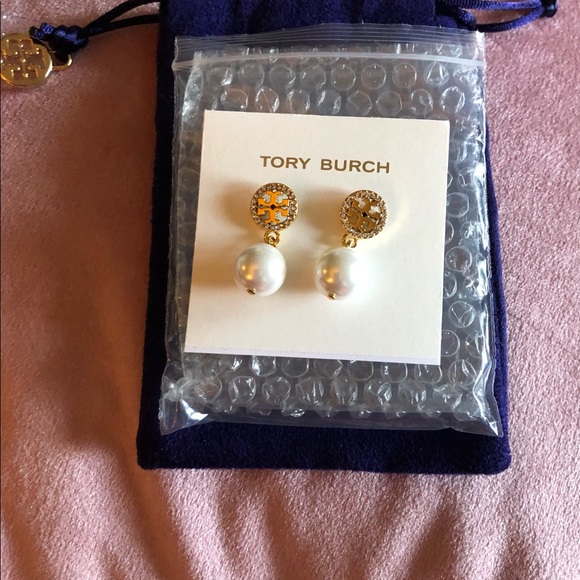 🆕Tory Burch Swarovski crystal faux pearl earrings - Picture 3 of 5